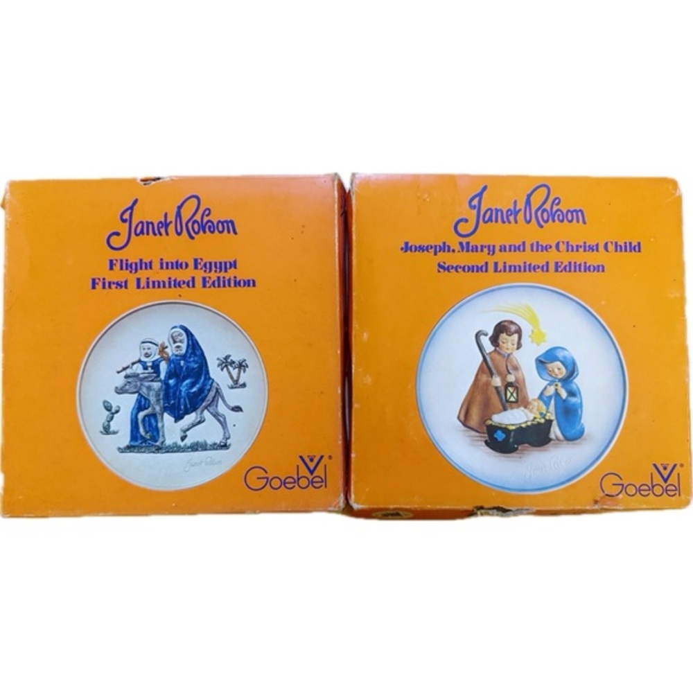 Goebel Janet Robon Decorative Christmas Plates Set of 2
